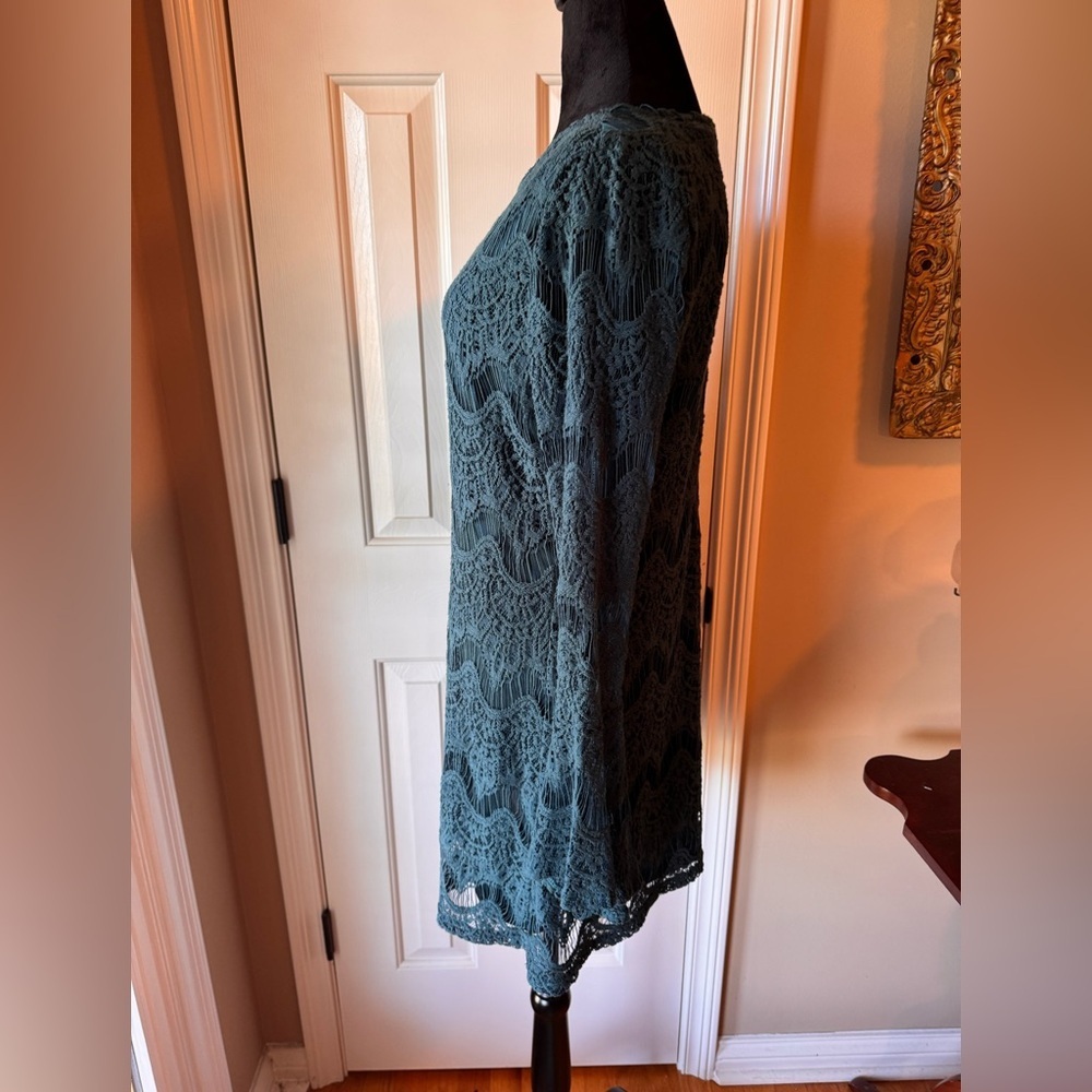 Altar’d State Elegant Emerald Green Dress with lace overlay - Picture 12 of 12
